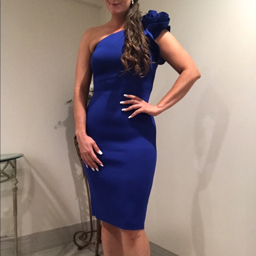 Dress - Picture 3 of 3